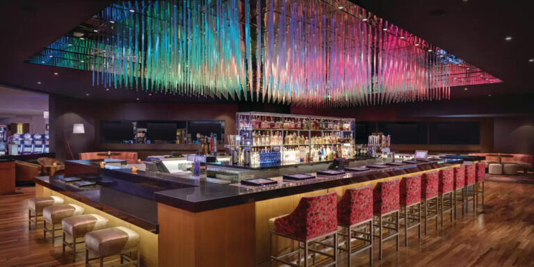 Luxor Hotel and Casino Las Vegas 7 768x384