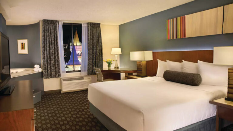 excalibur hotel and casino 2 768x432